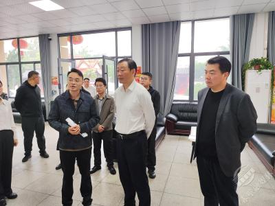 董方平调研蒲圻街道党建引领“多格合一”试点工作：推动网格标准化建设 规范化运行 精细化服务 不断提升群众获得感、幸福感和满意度