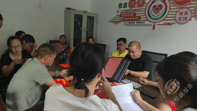 黄盖湖镇：入户宣传到家中，志愿服务暖心头