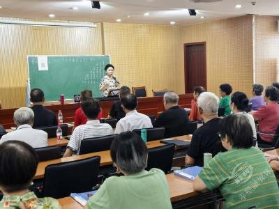 银龄启新程 赤壁市老年大学秋季学期精彩启幕