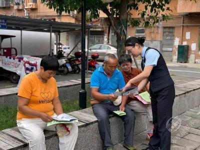 从 “窗口办” 到 “家门口”  赤壁政务送服务传政策