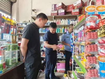 绷紧“安全弦”！余家桥乡开展节前安全生产检查