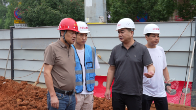 市领导检查住建领域安全生产工作