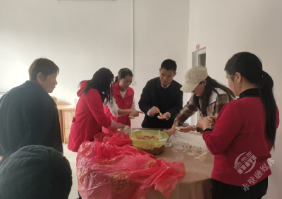 蒲圻街道望山社区：敬老惠民乐邻里 情暖重阳生浓情