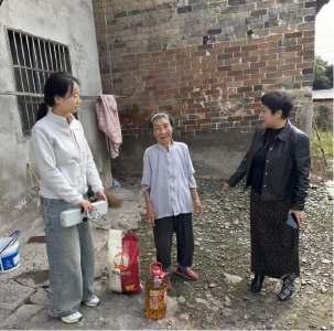 情暖重阳节 关怀沁人心——黄土村开展关爱老人系列活动