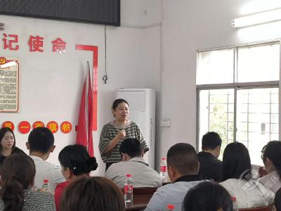 赤壁市妇联联合团市委开展特别课堂 婚恋指导与廉洁家风教育双赋能