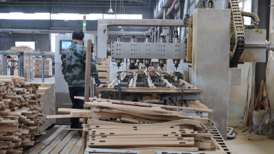 羊楼司村：“省桌”暖冬忙生产 竹木产业成乡村经济新引擎