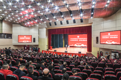 咸宁市（赤壁）楚商联合会成立暨楚商投资项目签约大会举行 汇聚楚商力量 共创赤壁未来