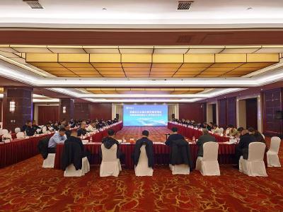 湖北赤壁：赤壁长江公路大桥东延段项目顺利通过交工验收