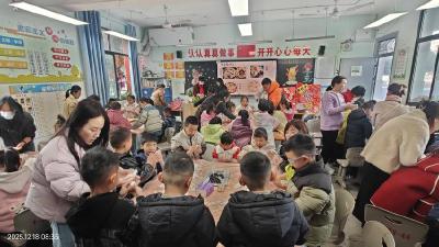 可爱像星星 富贵似元宝 赤壁二实小冬至亲子“包”得温情满满