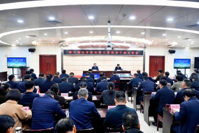 赤壁市收听收看咸宁市县处级主要领导干部大讲堂第六期 着力强化基础支撑 更好助推产业倍增