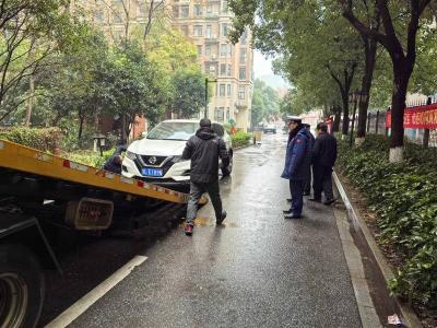 赤壁消防开展高层建筑住宅小区消防车通道专项整治行动