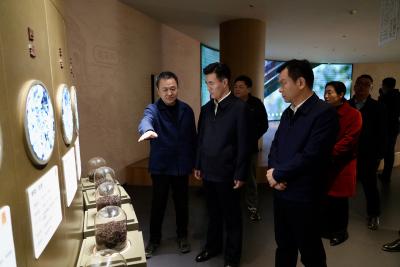 通城县代表团来赤壁市开展区域协作工作