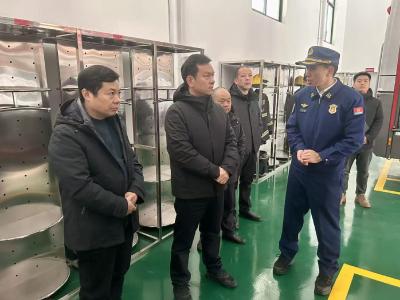 彭光平督导检查元旦假期安全生产工作