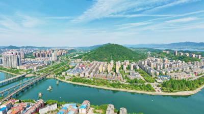 【两会评论】凝心聚力启新程 实干担当谱新篇——热烈祝贺赤壁两会圆满闭幕