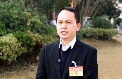 人大代表热议咸宁市政府工作报告