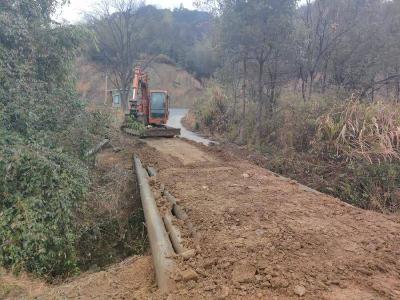赵李桥镇伴旗山村做好低温雨雪冰冻天气防范工作