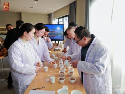 赤壁青砖茶“五进”产品审评和遴选活动举行