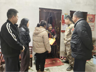 喜报送家门 荣光暖军心