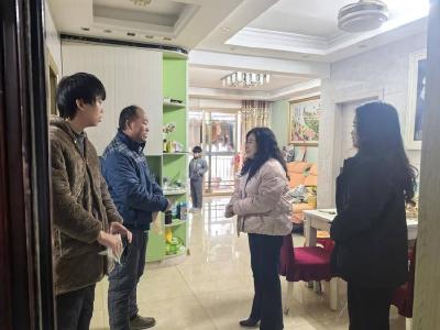 赤马港社区：新春慰问暖人心 爱心帮扶显温情