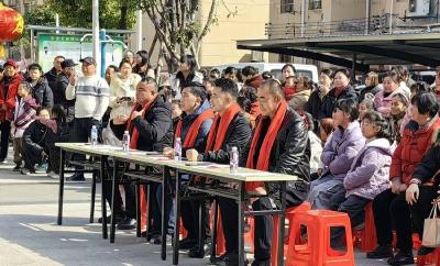 共筑和谐家园 唱响浓浓邻里情