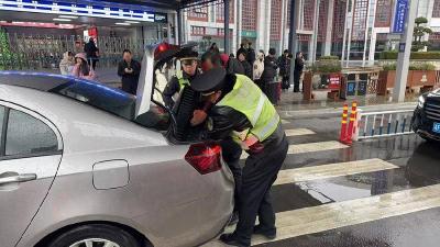 坚守岗位护平安 履职尽责保畅通