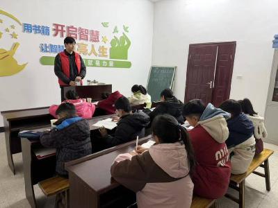 蒲圻街道金潭村：青春志愿伴童行 寒假托管暖人心