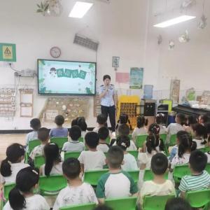 赤壁市场监管局开展“食品安全宣传周”进校园活动