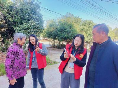 凤凰山社区：便民服务送到居民家门口