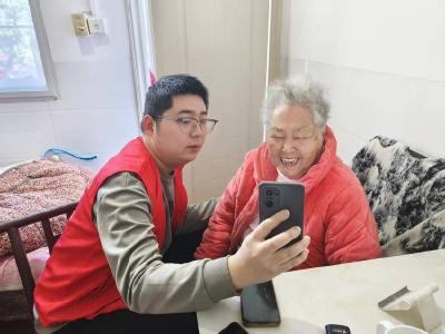 高龄认证上门办 暖心服务零距离