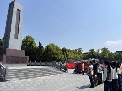 “行走的课堂”赓续血脉 市两山投资公司开展红色主题教育活动 