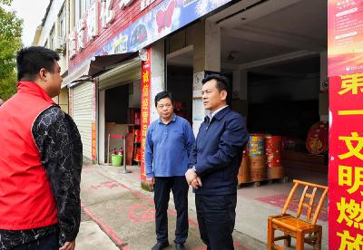 彭光平开展“四不两直”安全生产检查