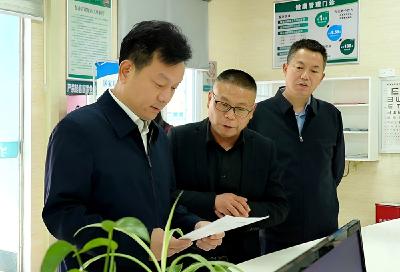 彭光平调研卫生健康工作 扎实推进改革部署落地见效 着力破解群众看病难看病贵问题
