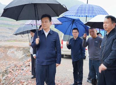 彭光平调研生态环保督察反馈问题整改工作 坚持远近结合 标本兼治 推动项目实现生态效益与经济效益双赢