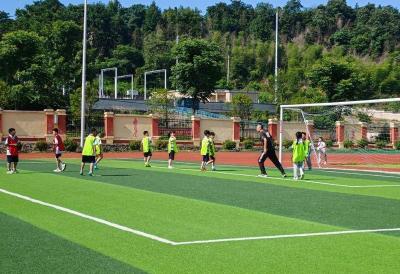 赤壁青泉学校入选全国青少年校园足球特色学校