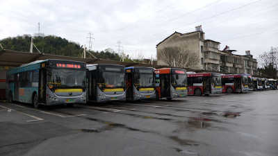 赤壁公交：提升服务质效 擦亮民生窗口