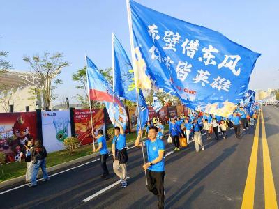聚力“楚超”赛事 赤壁“助威团”尽显城市风采