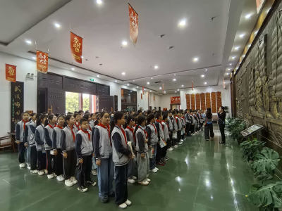 赤壁市博物馆启动文物与艺术共创活动 200名少年以画笔活化文物