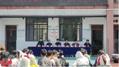黄盖湖镇：统筹联动聚合力 法治护航育新苗
