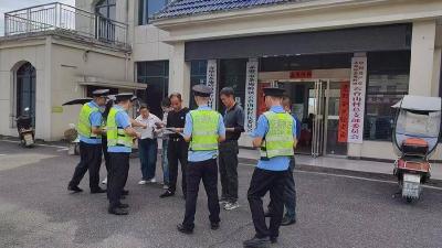 赤壁路政宣传进基层 守护公路平安出行