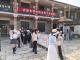 羊楼洞古街添文化暖意 赤壁市博物馆开展景区送文化活动