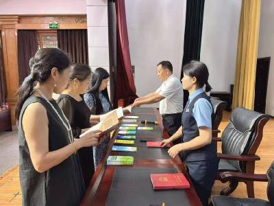把“红本本”送到家门口 赤壁市不动产登记中心提速惠民生
