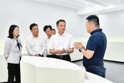 周锋到赤壁调研项目建设和产业发展时强调 坚定不移抓项目强产业优环境 着力增强高质量发展内生动力 
