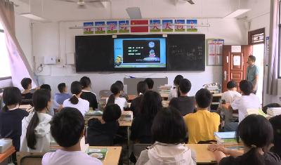 赤壁：多维发力 守护少年向阳生长