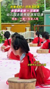 幼儿园古装萌娃演技拉满