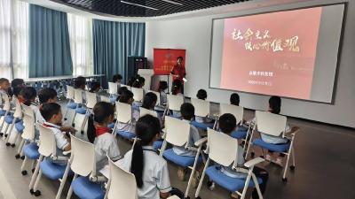 赤壁市科技馆开展实景教学活动