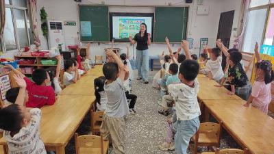 中伙铺镇中心幼儿园开展暑期安全系列教育