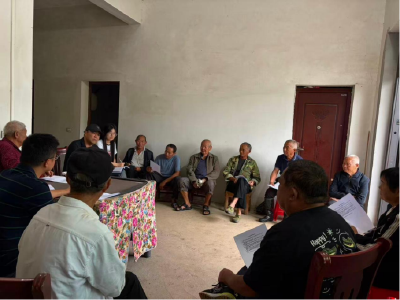 神山镇：屋场会听民声 双线服务解民忧