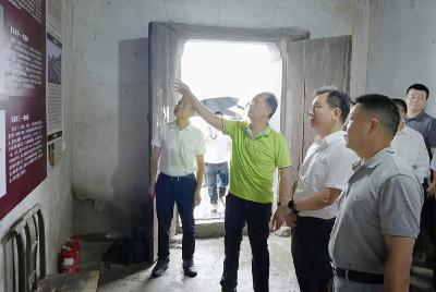 彭光平到革命老区旧址参观调研 接受红色教育 感悟建党精神 以红色文化传承助推全市经济社会高质量发展