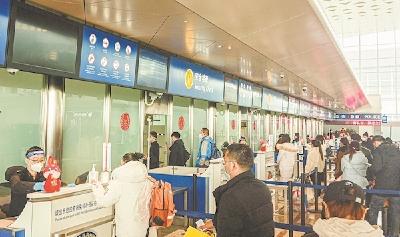 天河机场客流量明显回升