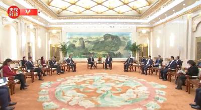 独家视频丨习近平会见美国加州州长：发展中美关系 活力在地方  